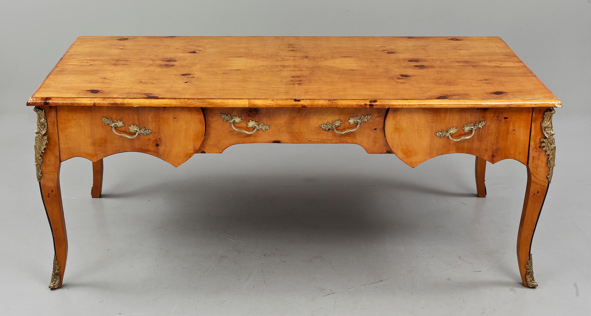 SKRIVBORD, Louis XVI-stil, 1900-talets fjärde kvartal.