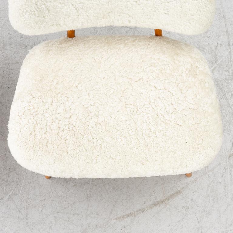 Alf Svensson, Armchairs, a pair, “TeVe”, Bra Bohag, Studio Ljungs Industrier AB, Malmö, 1950s.