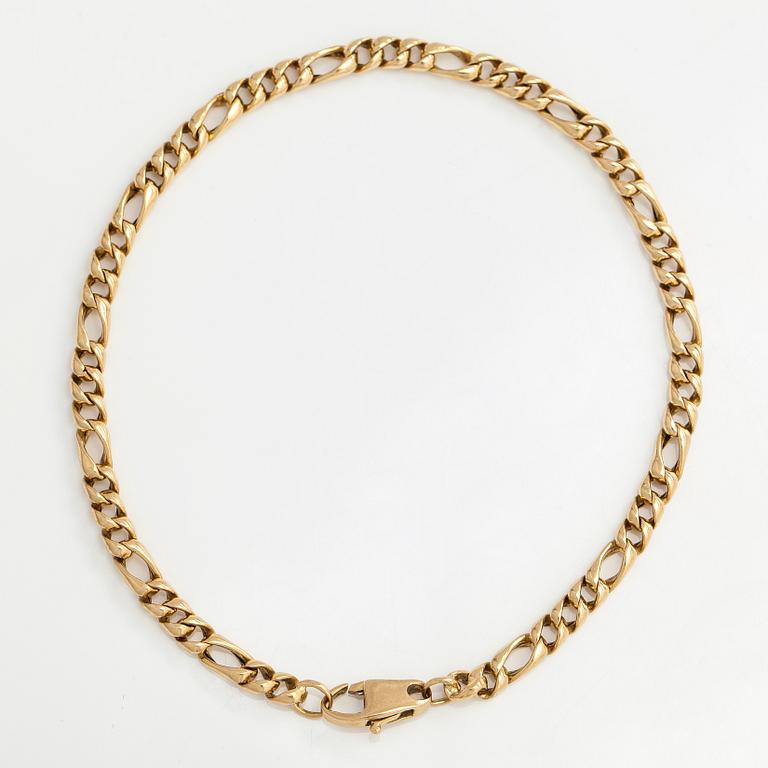Cartier, an 18K gold vintage bracelet.