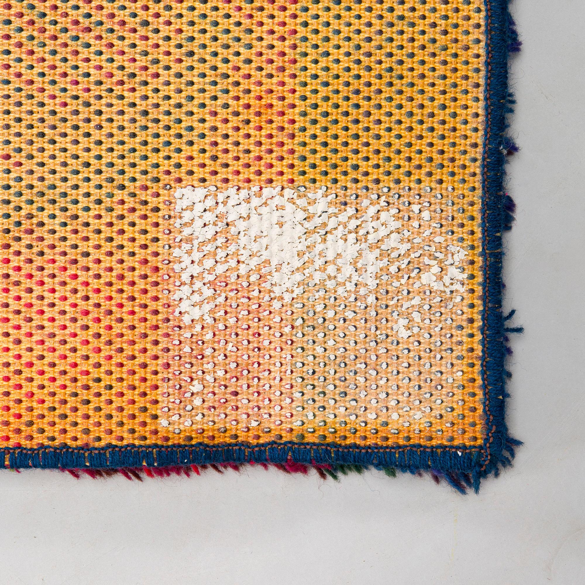 Oili Mäki, ryamatta. Ca 174x136 cm. Modellen formgiven på 1960-talet.