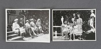 FOTOGRAFIER, ca 26 st. Bl a Gustav V:s jaktlag, "Hagasessorna", Prinsessan Sibylla, konung Carl XVI Gustav m fl.