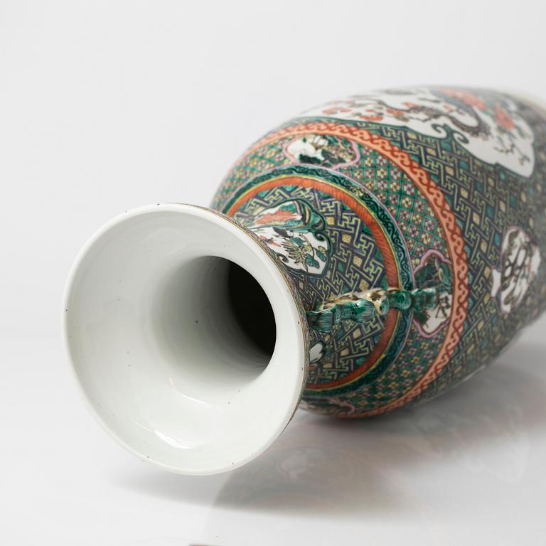 Floor vase, China, 20th century.