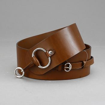 SKÄRP, Gucci.