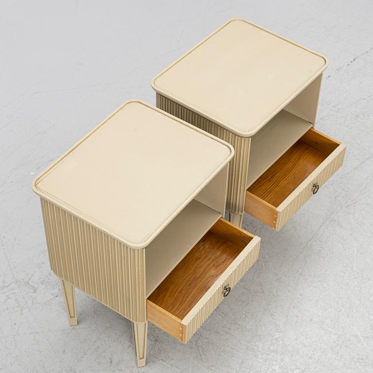 Nattygsbord, ett par, 1940/50-tal.