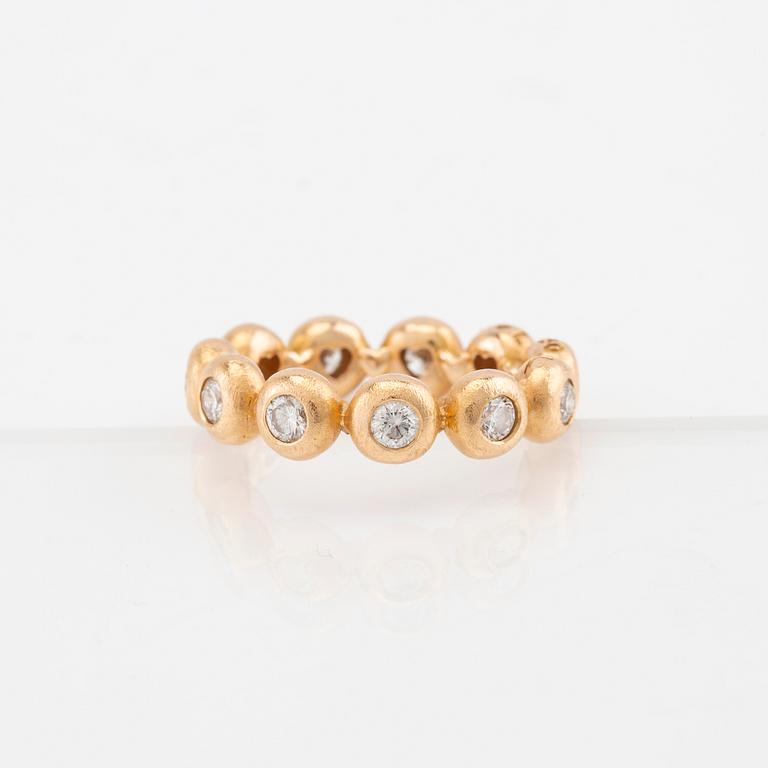 Ole Lynggaard, Ring "Boble/Bubbles" 18K roséguld med runda briljantslipade diamanter, design Charlotte Lynggaard.