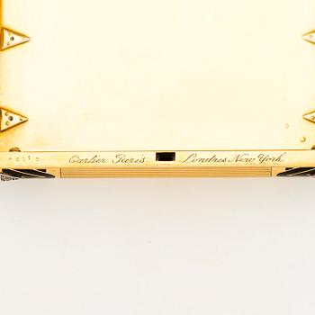 A Cartier Art Deco cigarett case in 18K gold with black enamel and eight-cut diamonds. dimensions 9.8 X 7.5 X 1.2 cm, weight 183 g. Signed Cartie...