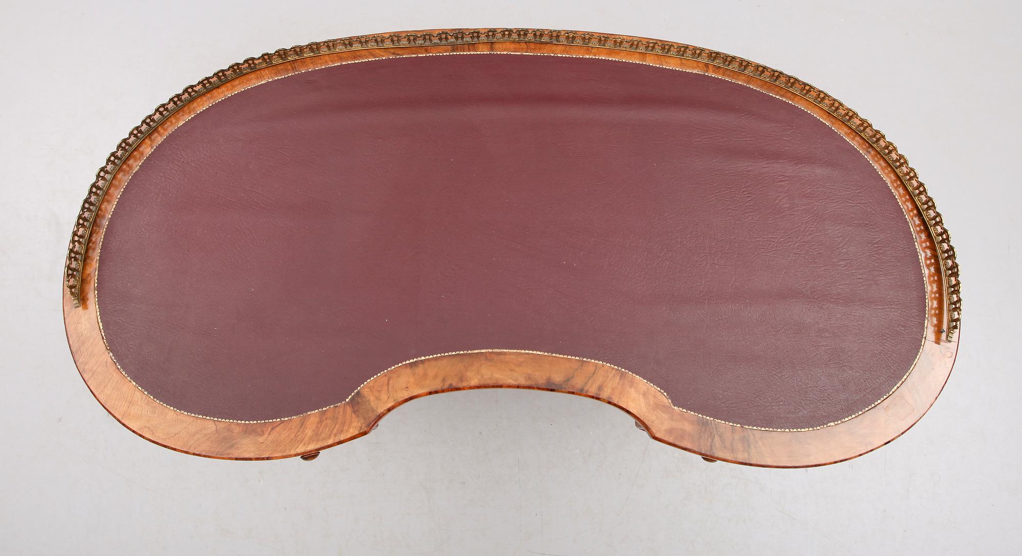 SKRIVBORD, 1800-talets andra hälft.
