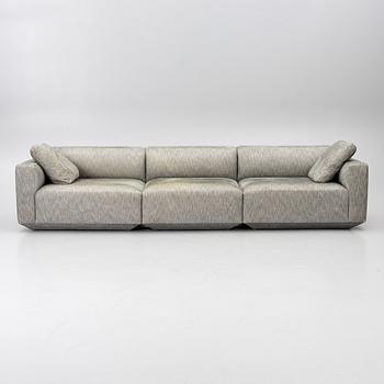 Edward van Vliet, sofa, “Develius Configuration D”, &Tradition.