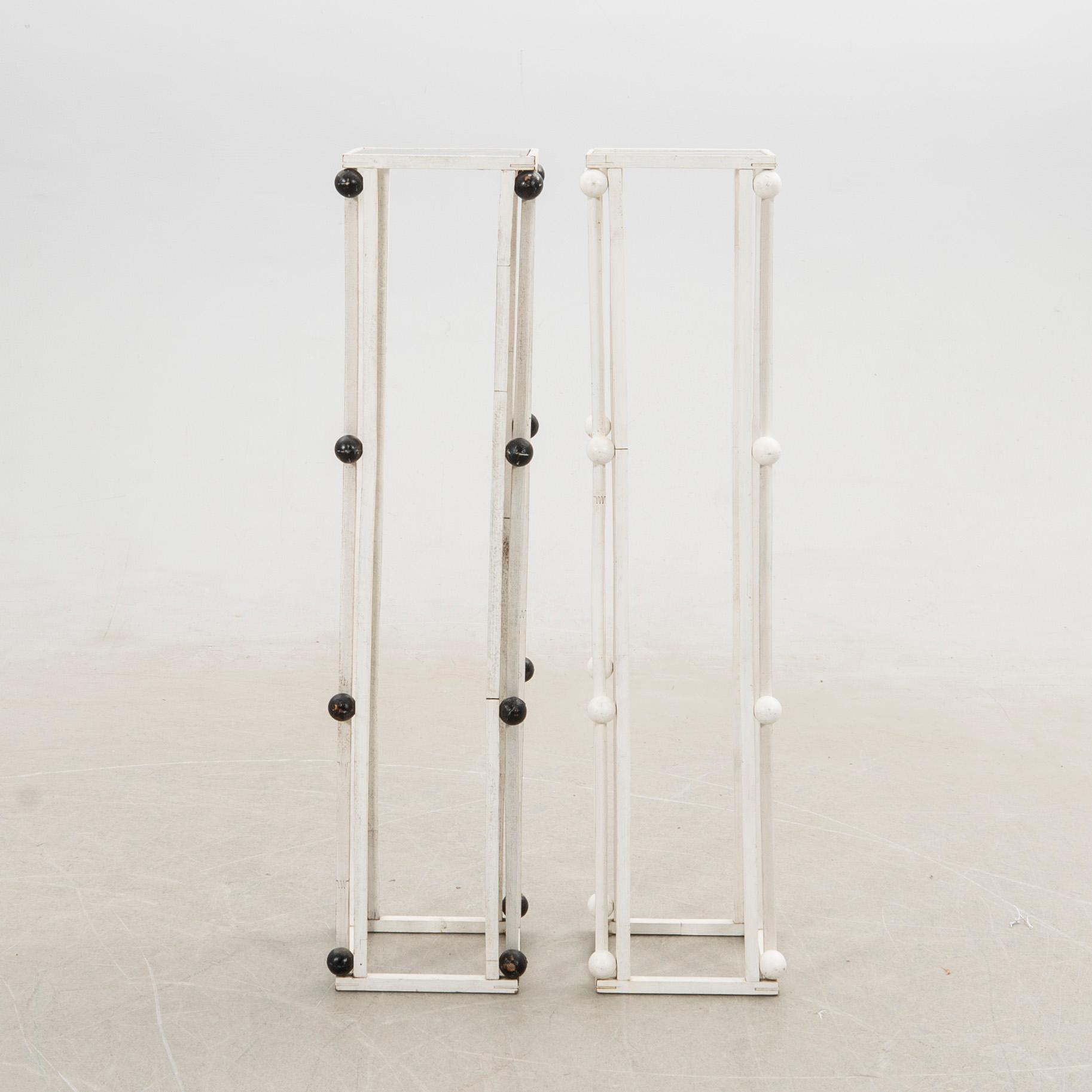 Pedestals a pair Art Deco style 20th century.