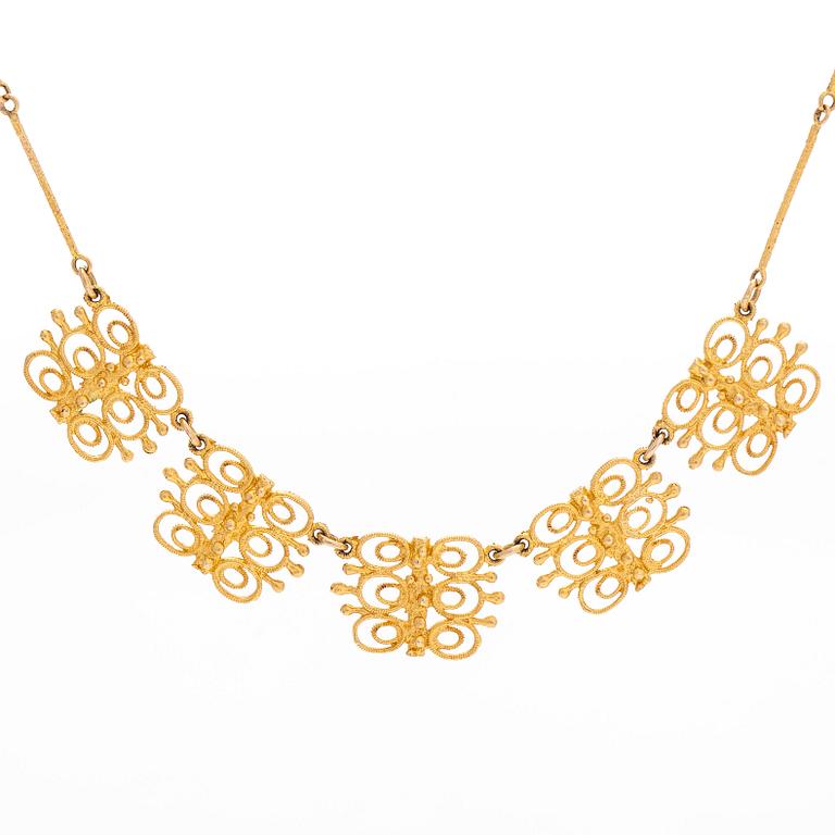 A 14K gold necklace, Finnish import marks.