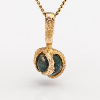 Björn Weckström, A 14K gold necklace "Moss gold" with a moss agate. Lapponia 1983.