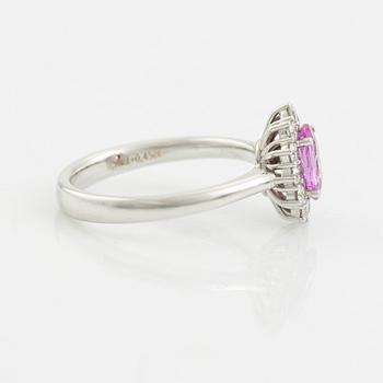 Ring with pink sapphire and brilliant-cut diamonds.