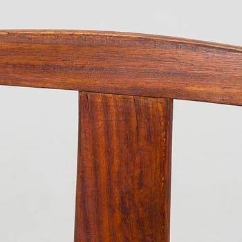 Olavi Hänninen, tuoleja, 6 st, "T-tuoli" (Juha), Huonekalu Mikko Nupponen Oy, 1950-luku.