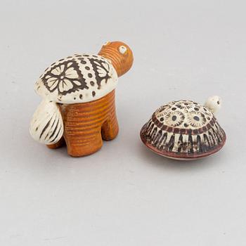 Lisa Larson, six stoneware figurines, from the series "Jura" and "Sköldpaddor", Gustavsberg.