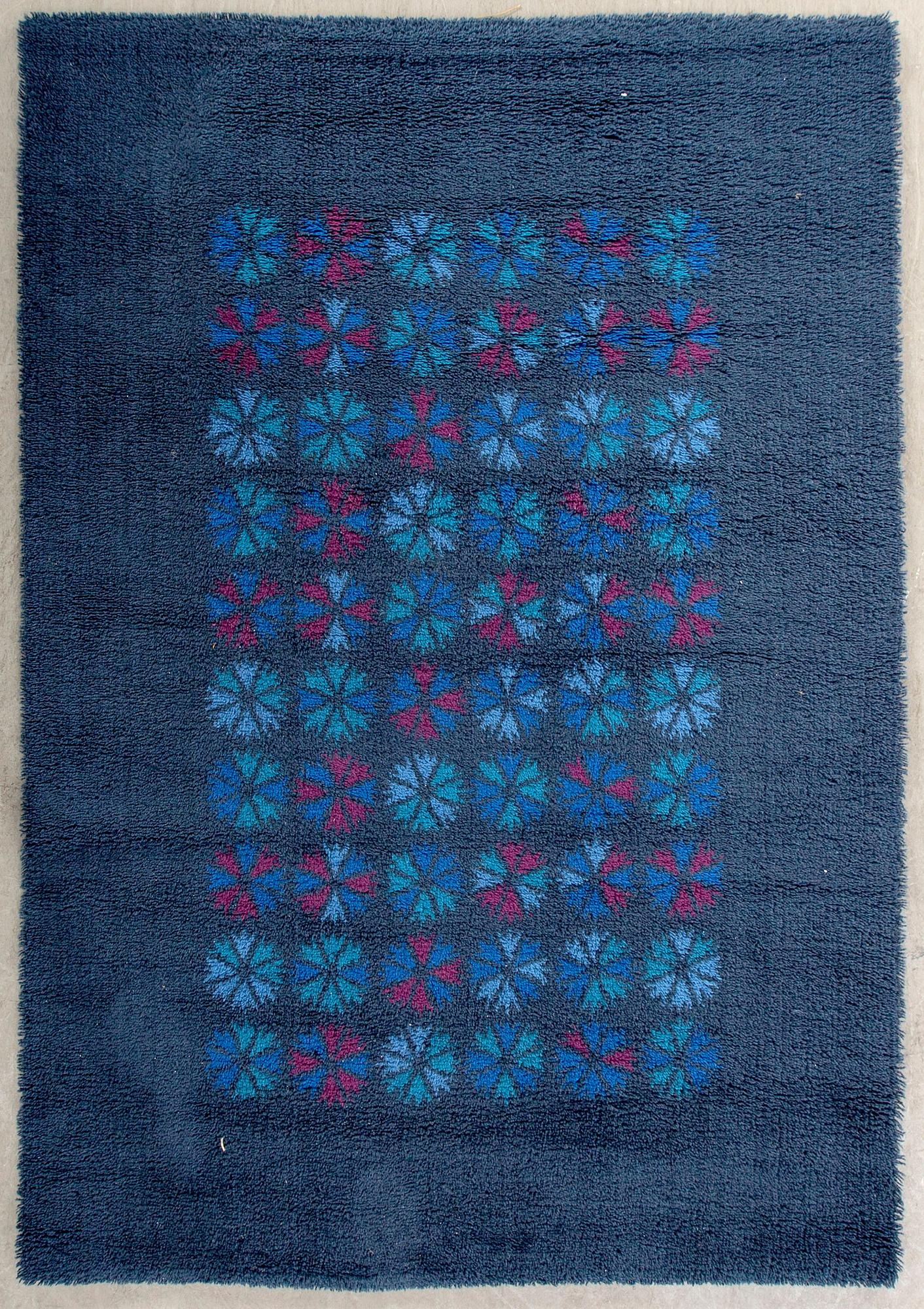 MATTA maskinsydd flossa, 1900-talets mitt ca 192 x 141 cm.