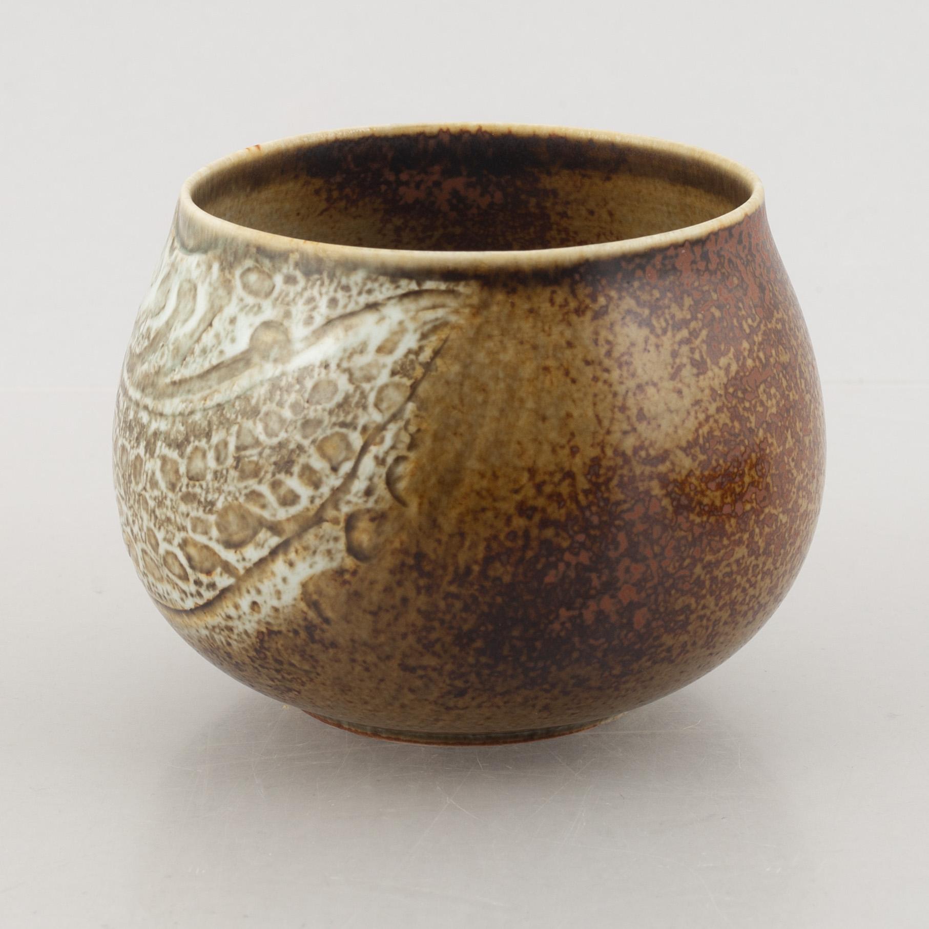 Stig Lindberg, three stoneware bowls, Gustavsbergs Studio, Sweden, 1969-82.