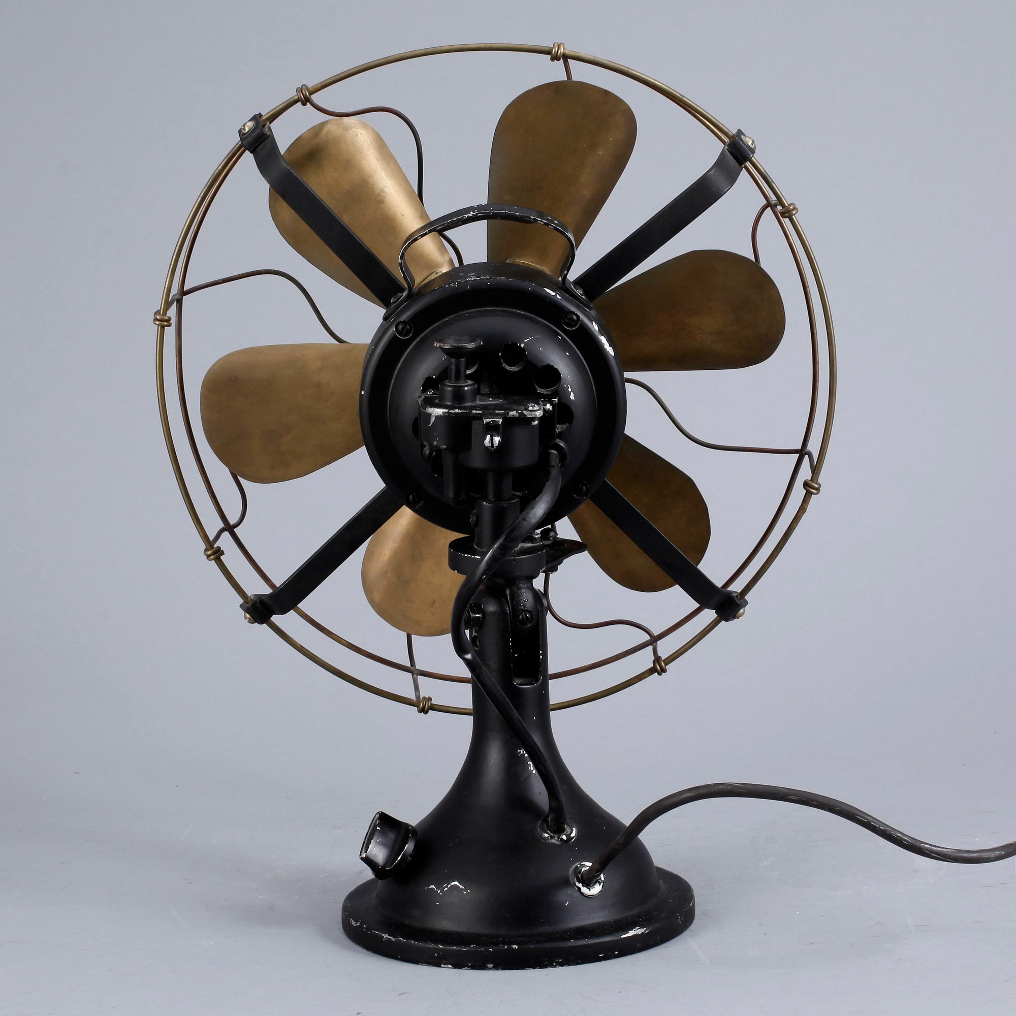 BORDSFLÄKT, 1900-talets första hälft.