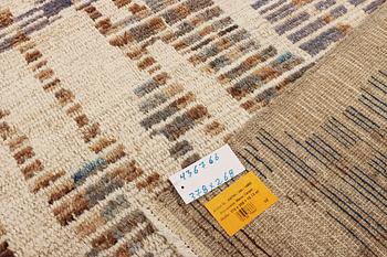 Matta, Ushak, ca 378 x 268 cm.