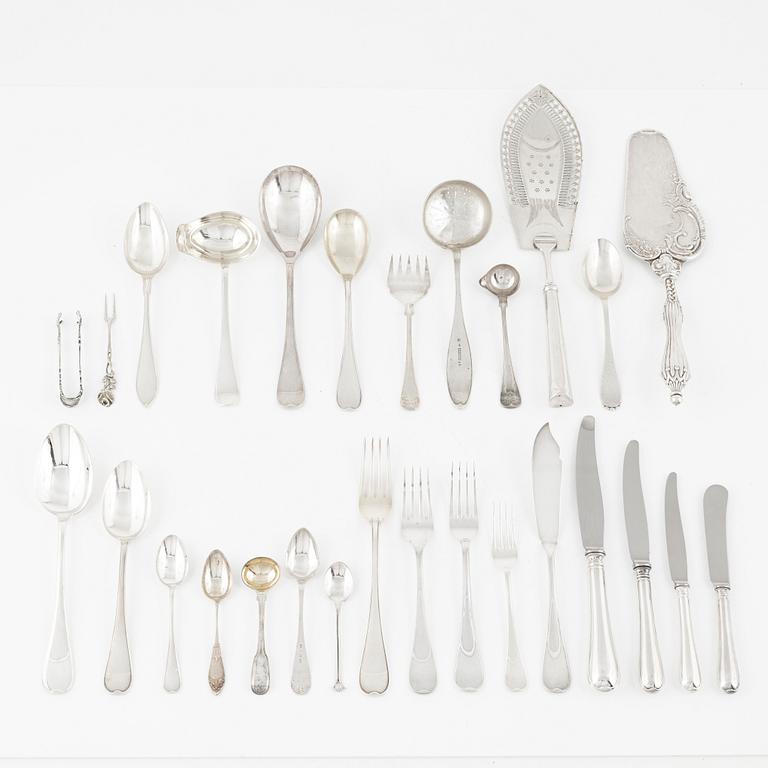 Bestickservis, ca 120 delar, silver, modell svensk rund. GAB/Mema, 1900-talets mitt/andra hälft, enstaka 2000-tal.