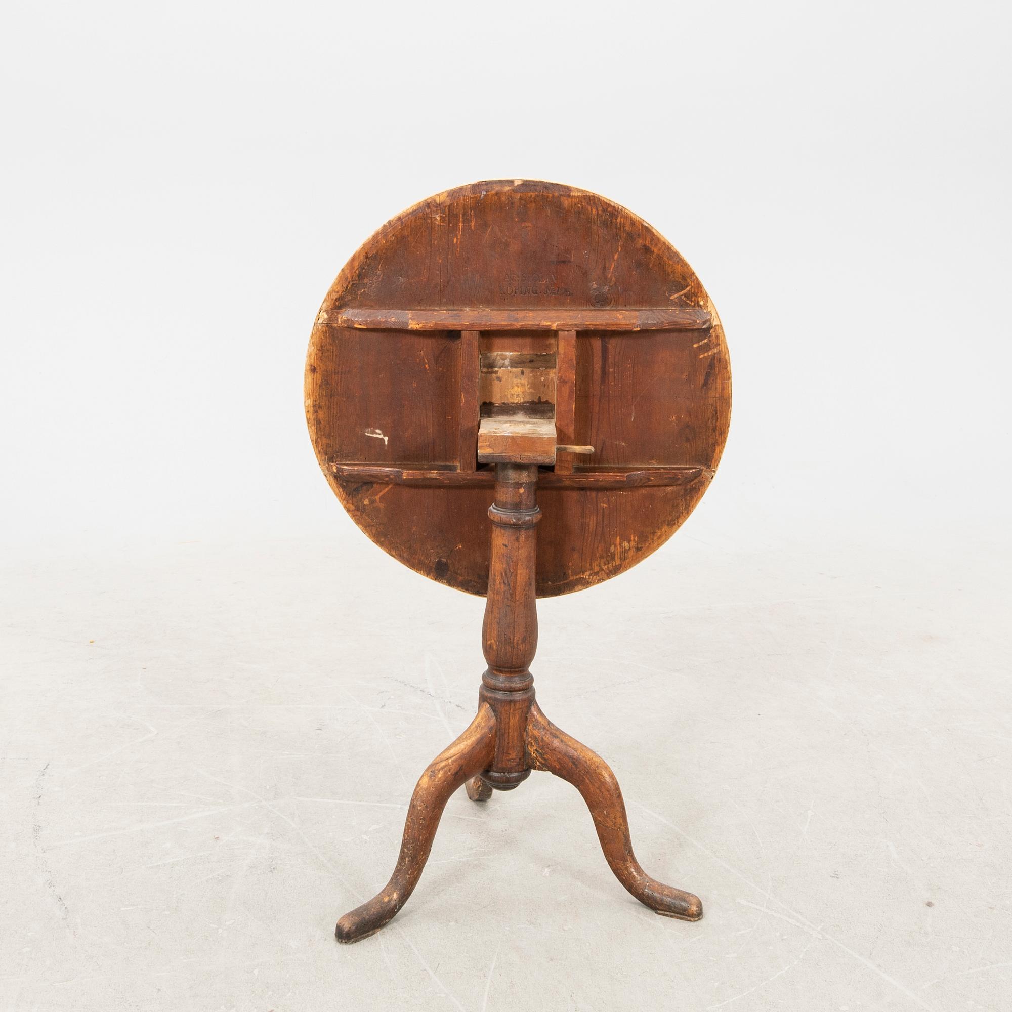 Jacob Siölin, table signed around 1800.