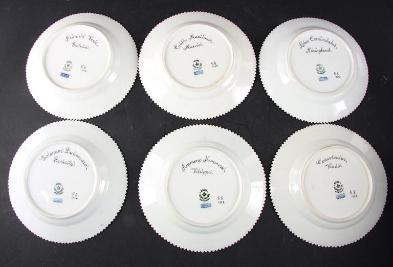 KOPPAR MED FAT samt ASSIETTER, 6+6 st, porslin. "Flora Danica" Royal Copenhagen, "Hausmalerei" på license.