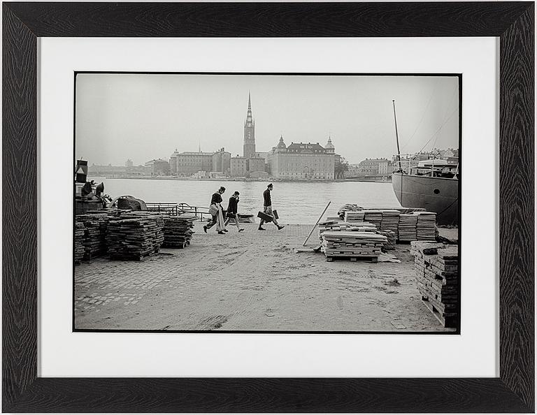 CARL JOHAN DE GEER, photograph signed and numbered 5/20 and dated 2011 on the back of the frame.