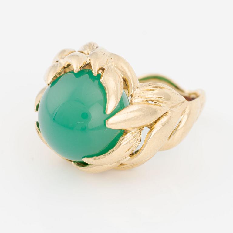 Gilbert Albert, 18K gold ring with interchangeable stones.