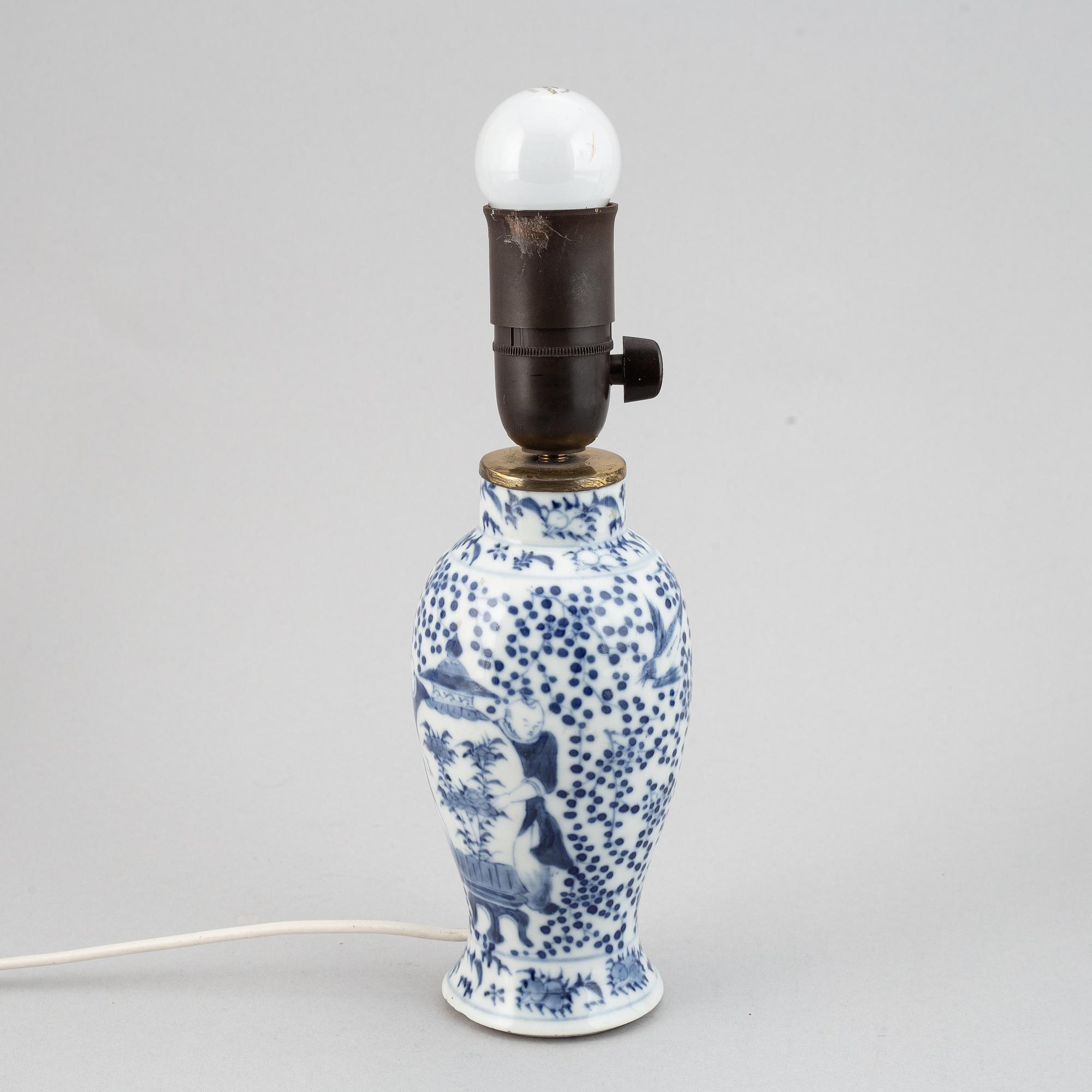 Four different vases, turned into table lamps, Qing dynasty, late 19th/early 20th century.