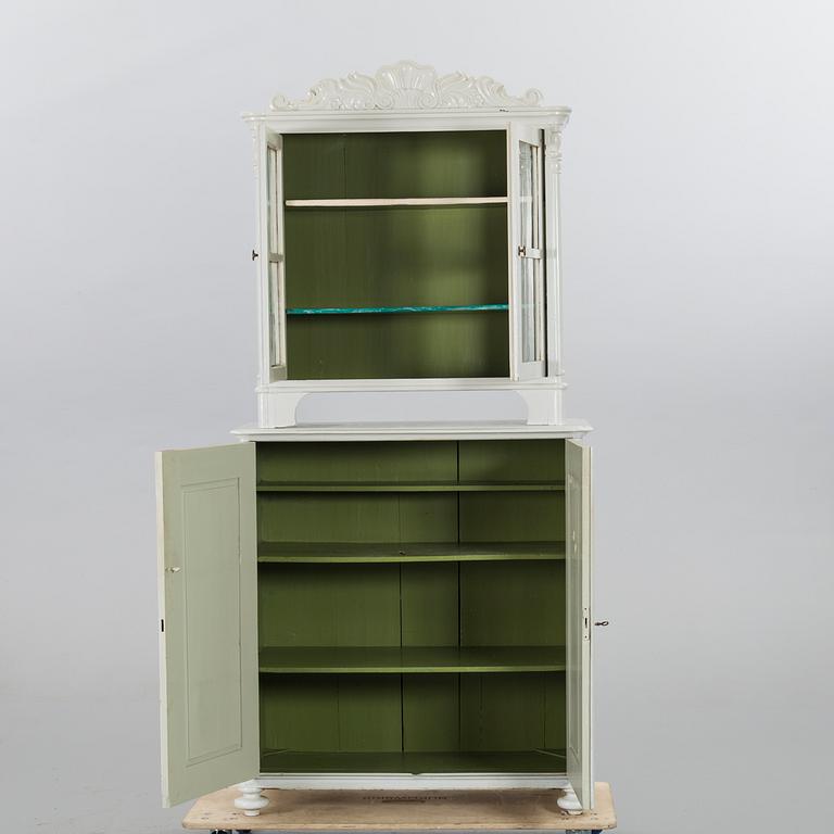 A CUPBOARD, 19TH CENTURY.