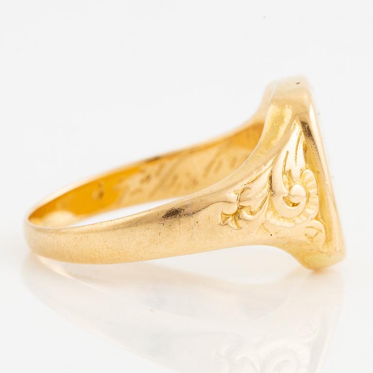 Ring, Signet ring with monogram, 18K gold.