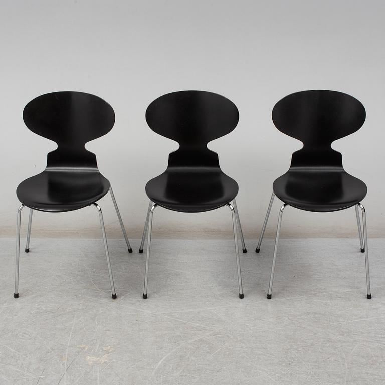 ARNE JACOBSEN, stolar, 3 st, "Myran", Fritz Hansen Danmark, 2005.