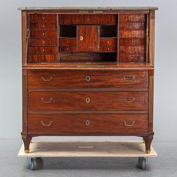 A Swedish late gustavian chiffonier, circa 1800.