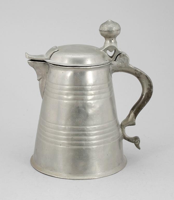 SKÄNKKANNA, tenn, Johan Eric Schult, verksam 1775-1820 i Uppsala.