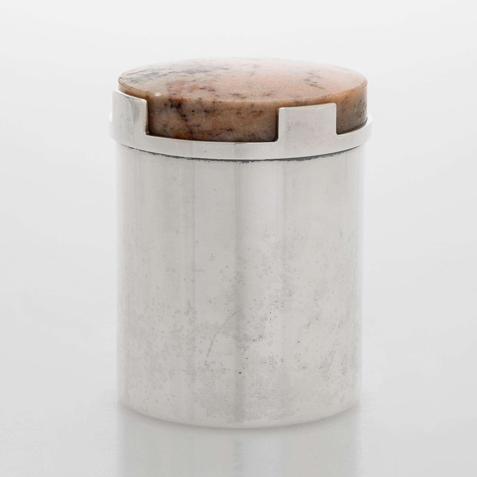 Bertel Gardberg, a stone-lidded silver jar, Kultateollisuus, Turku 1966.