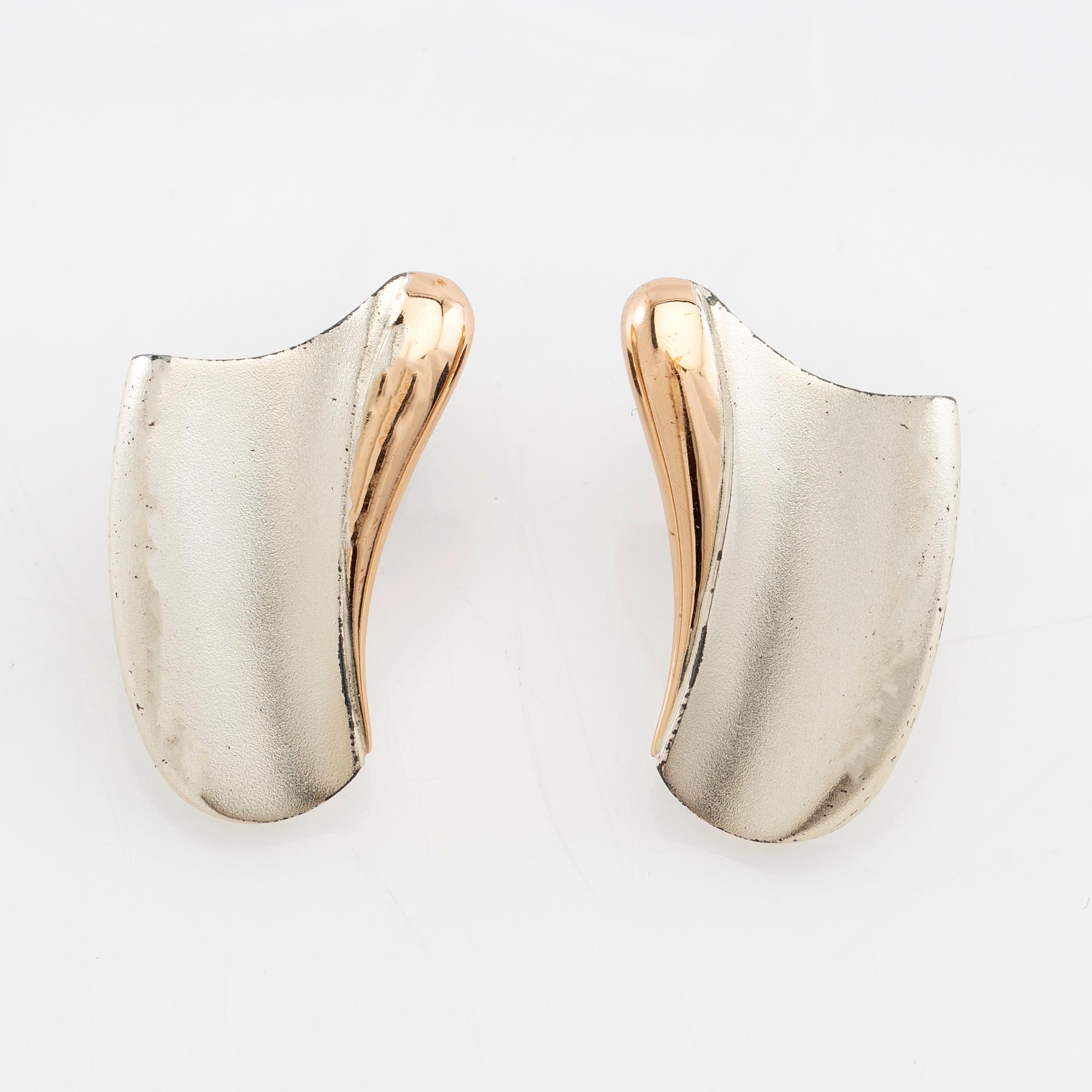 Poul Havgaard, Earrings "Conceive" silver and 14K gold, Lapponia 1991.