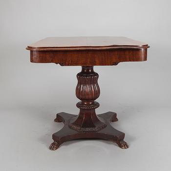 BORD, biedermeier,  Ryssland 1800-talets mitt.