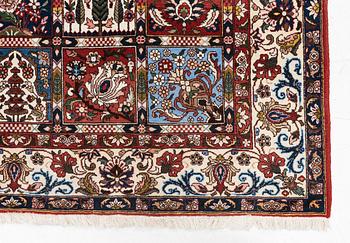 A Bakhtiari carpet, c. 307 x 207 cm.