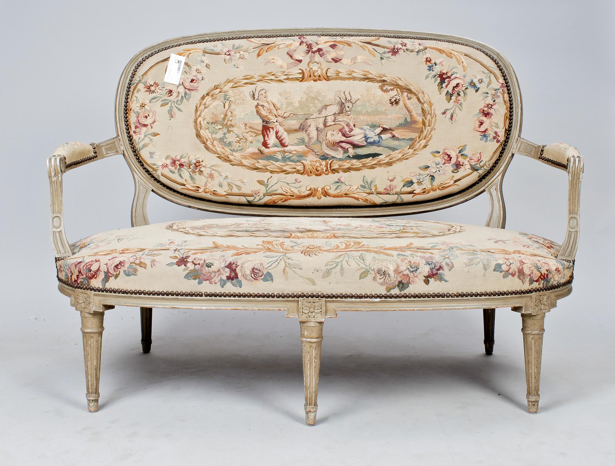SALONGSGRUPP, 3 delar. Louis XVI-stil, sekelskiftet 1900.