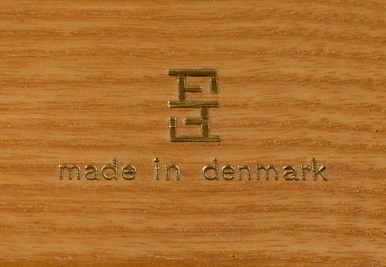 FÅTÖLJ samt PALL, France & Daverkosen, Danmark, 1900-talets andra hälft.