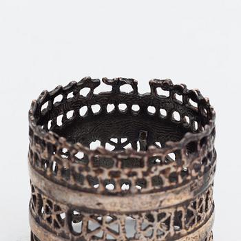 Pentti Sarpaneva, servettringar, 12 st, silver, "Pitsi" (spets), Turun Hopea, Åbo 1982.