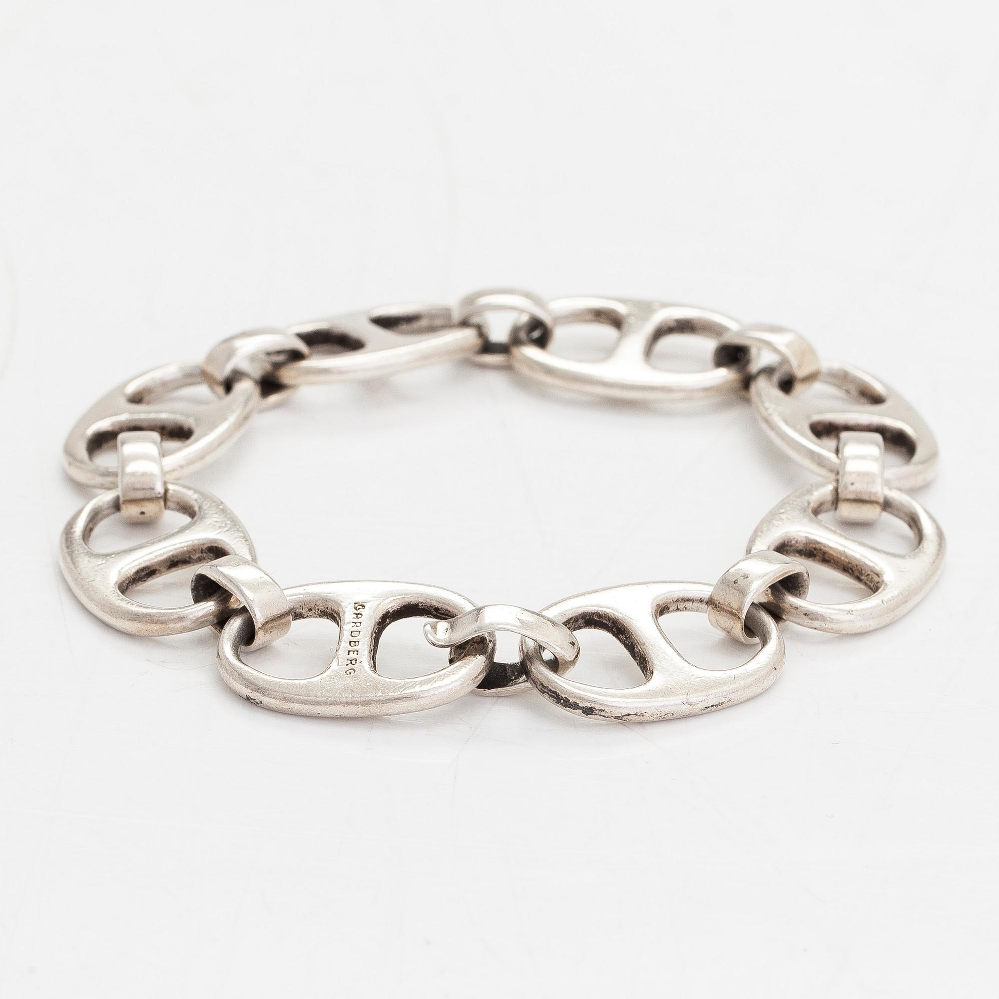 Bertel Gardberg, armband, silver. Hopeatehdas Oy, Helsingfors, 1962.