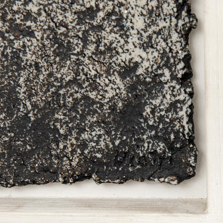 Ulla Viotti, väggrelief.