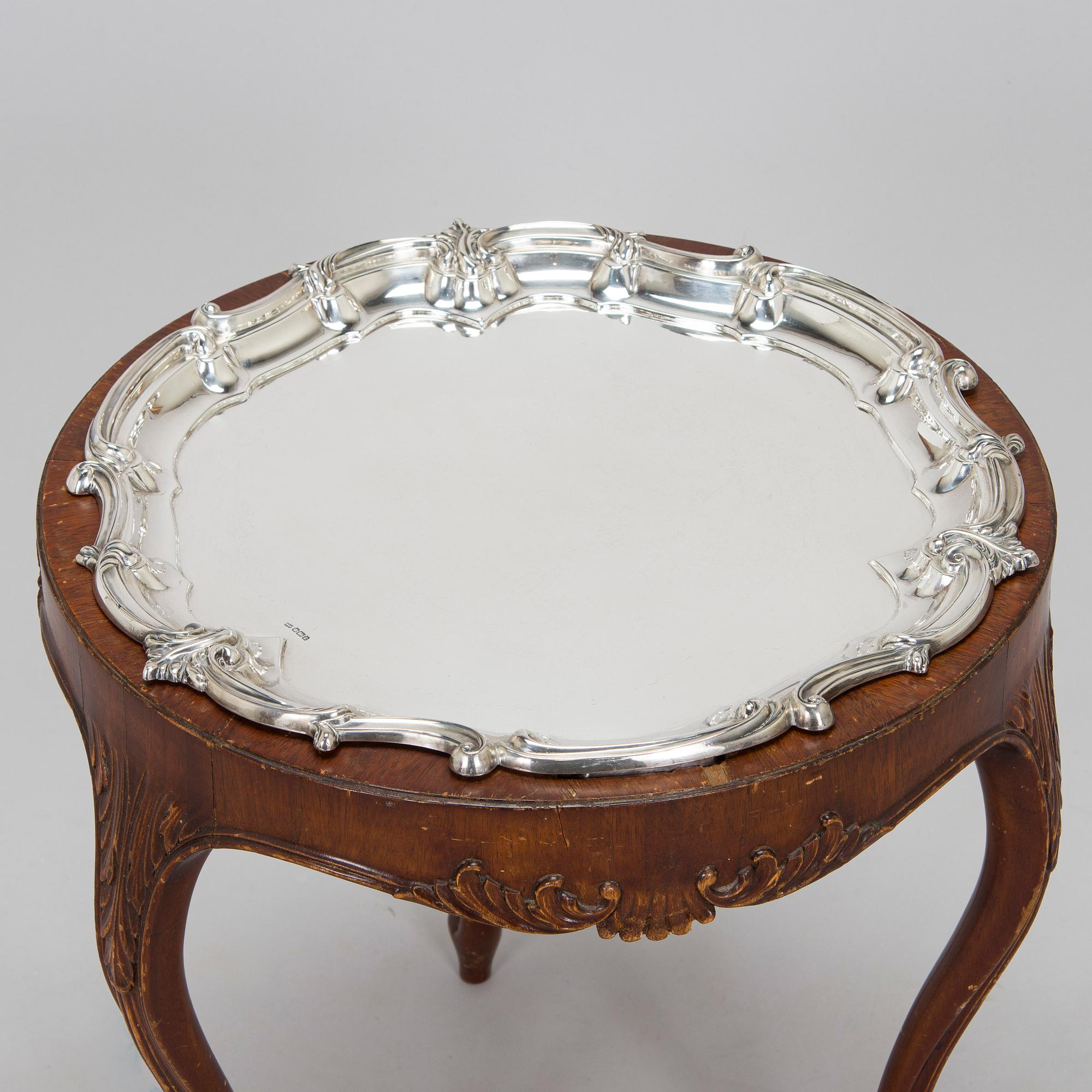 Brickbord, sterlingsilver och mahognyfaner, Mappin & Webb, London 1912, stommen av Paul Boman.