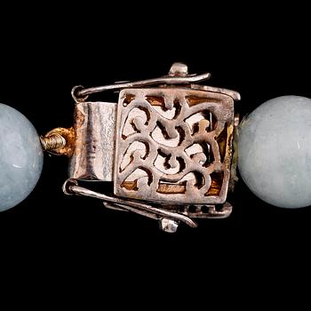COLLIER, akvamariner, diamanter tot ca 1.30 ct.