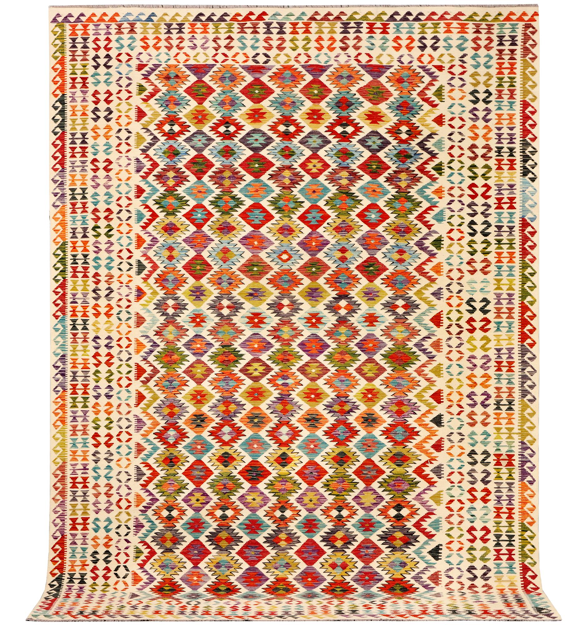 Matta, Kelim, ca. 345 x 247 cm.