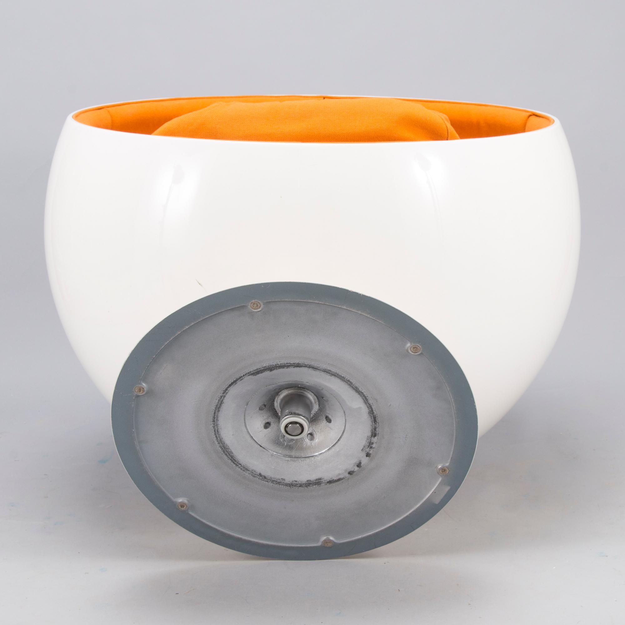 EERO AARNIO, "Pallotuoli", Adelta. Malli muotoiltu 1963.