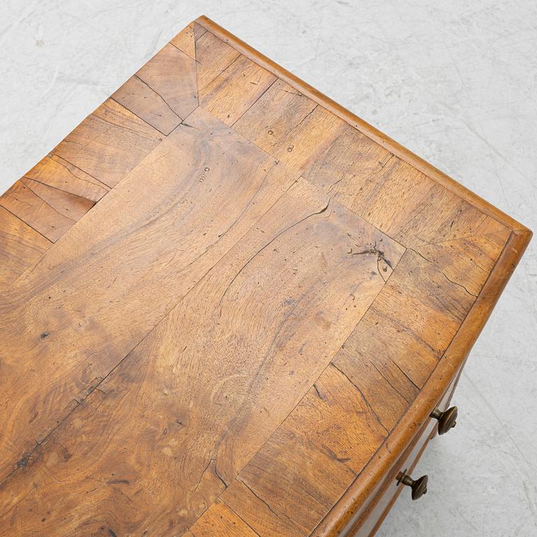Chest of drawers, 19th century.
