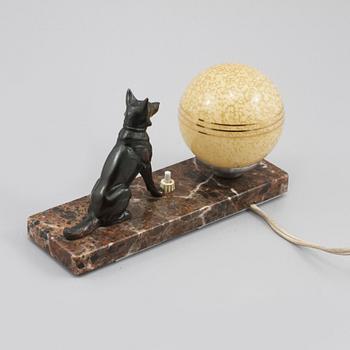 BORDSLAMPA, 1900-talets första hälft.