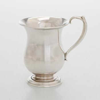 A silver mug, Carl Johan Tegelsten, St. Petersburg 1850s.