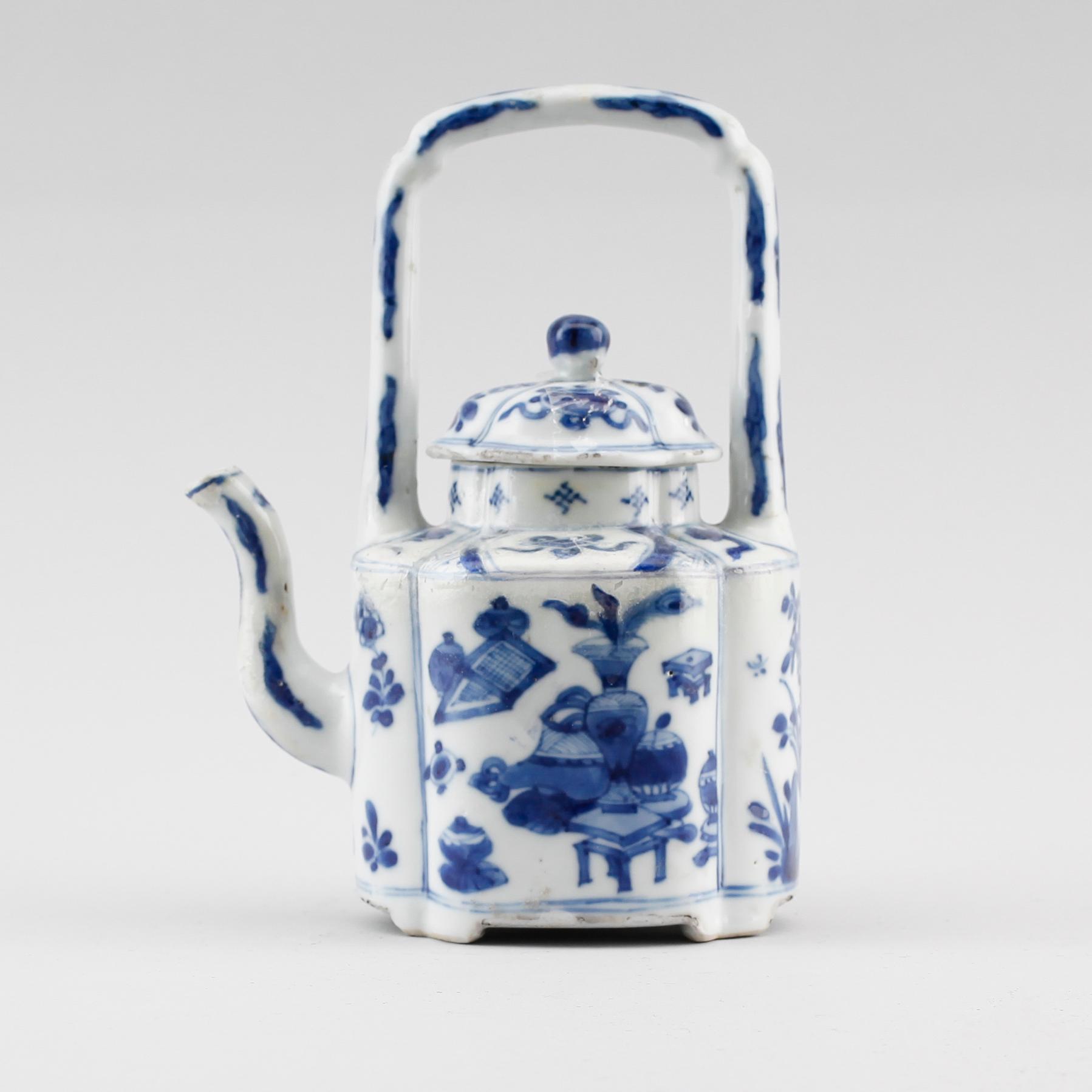 TEKANNA, porslin, Kina, 1700-tal.